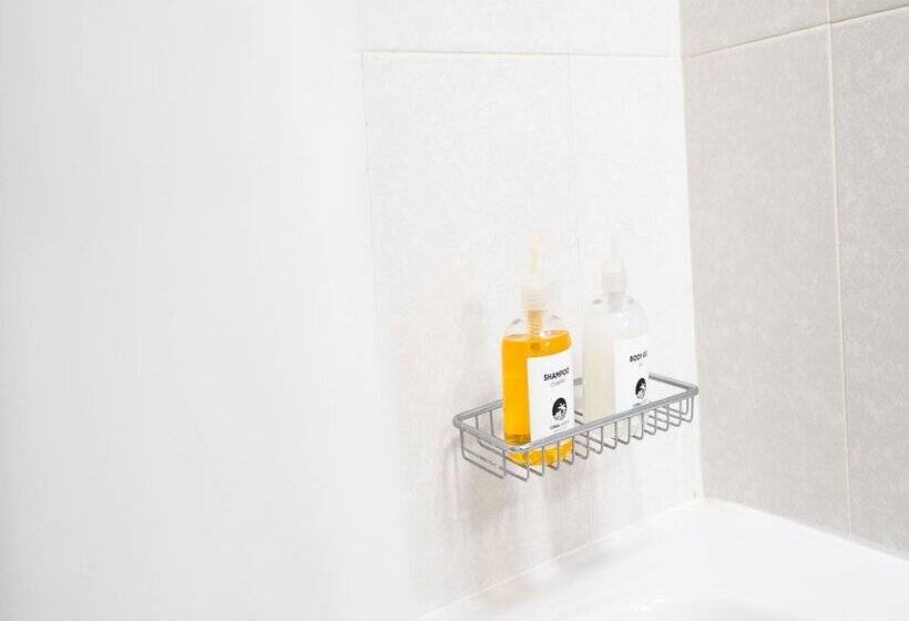 Coral La Quinta Park Suites