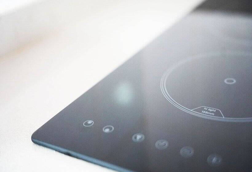 Coral La Quinta Park Suites