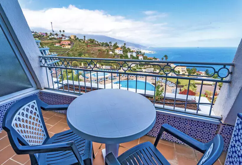 Coral La Quinta Park Suites