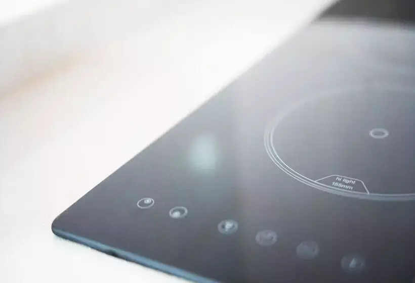 Coral La Quinta Park Suites