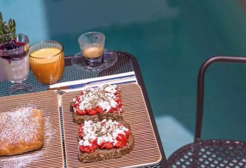 Hotelli Argostoli Essence Suites