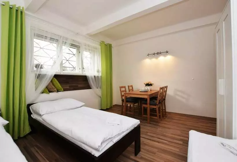 Hotelli Císařka Apartment