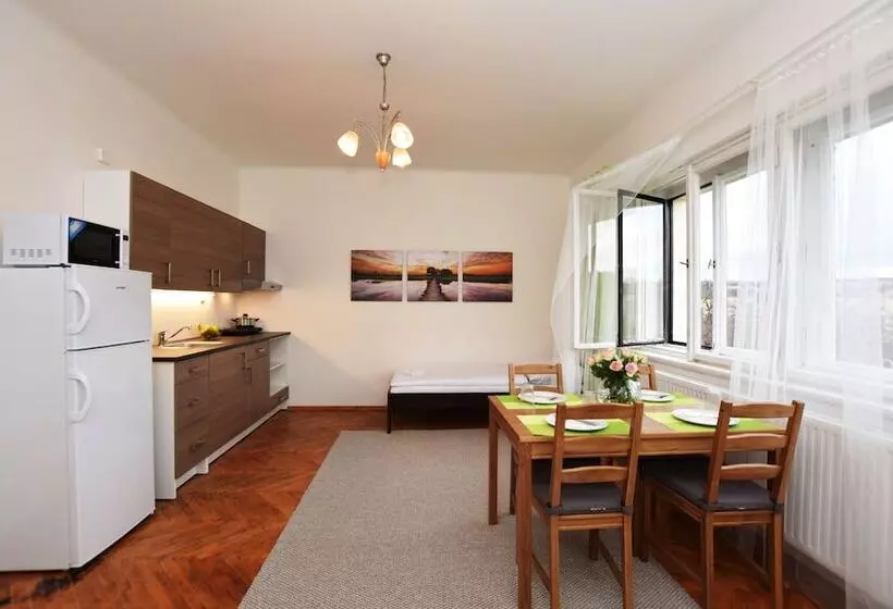 Hotelli Císařka Apartment