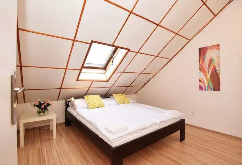 Hotelli Císařka Apartment