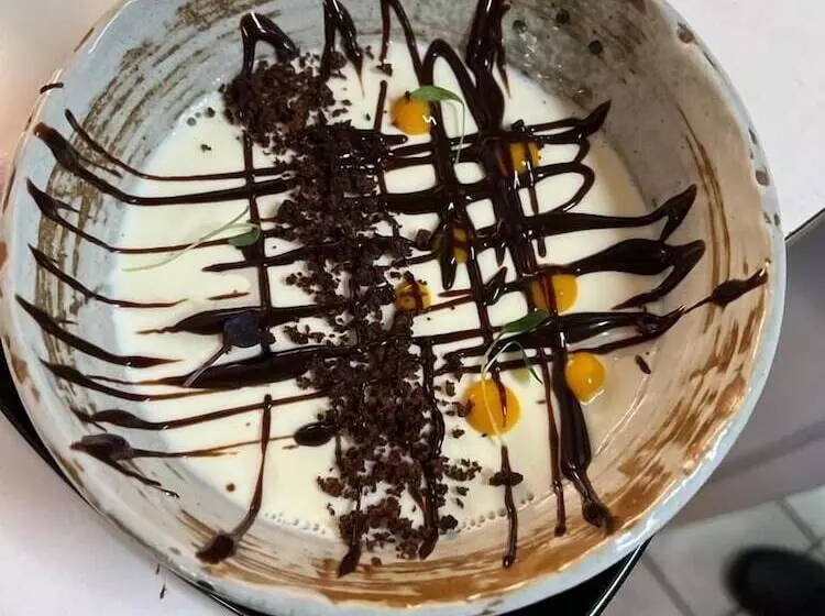 ホテル Gasthaus Alpina Salouf