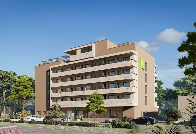 ホテル Ibis Styles Porto Vecchio
