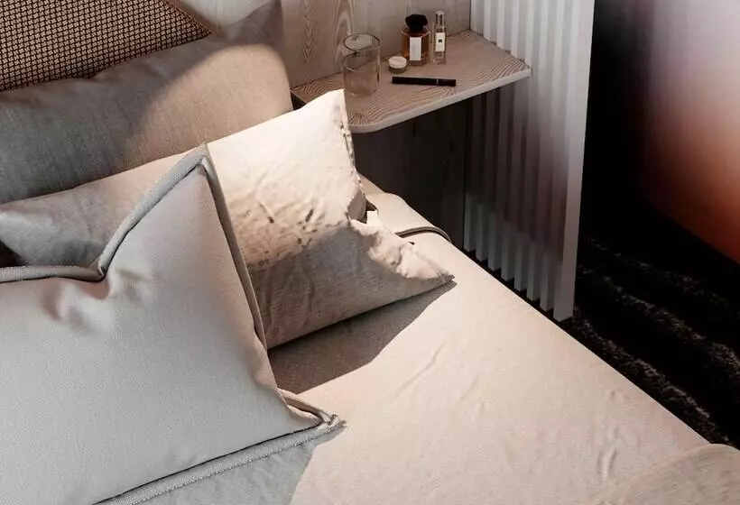 ホテル Ibis Styles Porto Vecchio