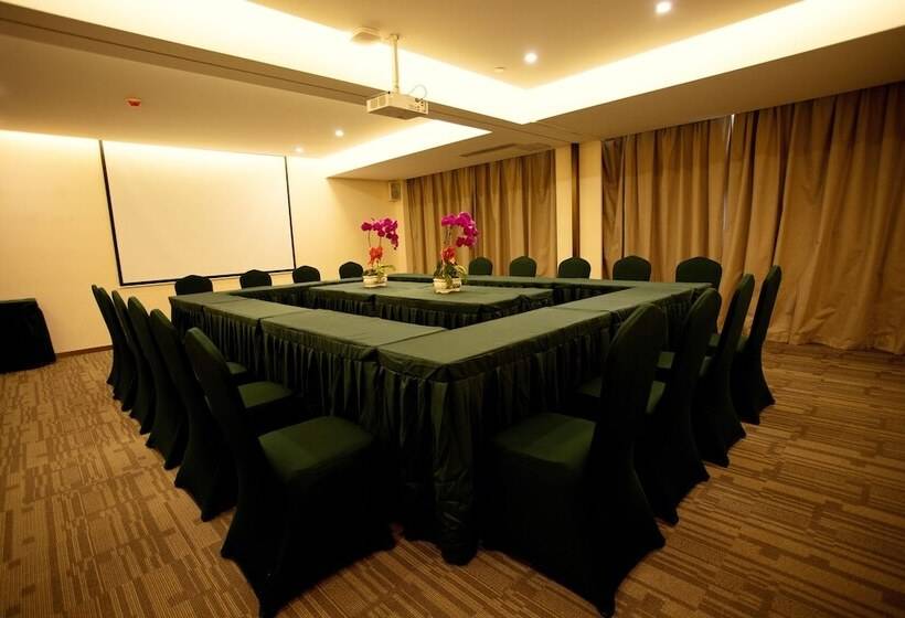 Quality Hotel Zhangye