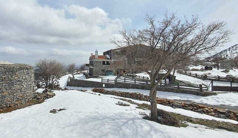 Hotel Psiloritis Retreat