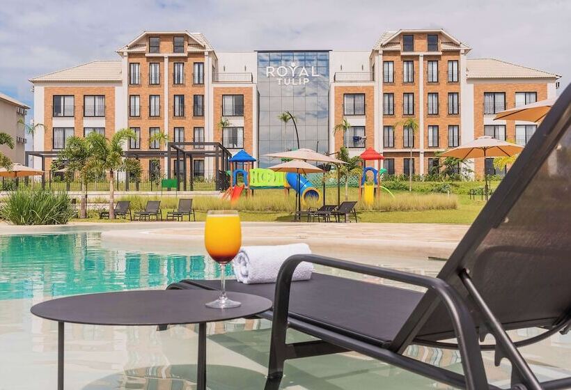 Hotel Royal Tulip Holambra