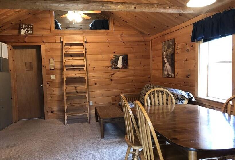 Kennebec Riverside Cabins