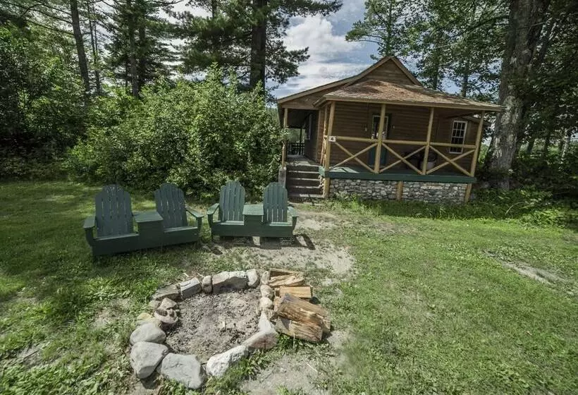 Kennebec Riverside Cabins