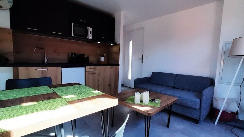 Les Hameaux De Saint Cyprien