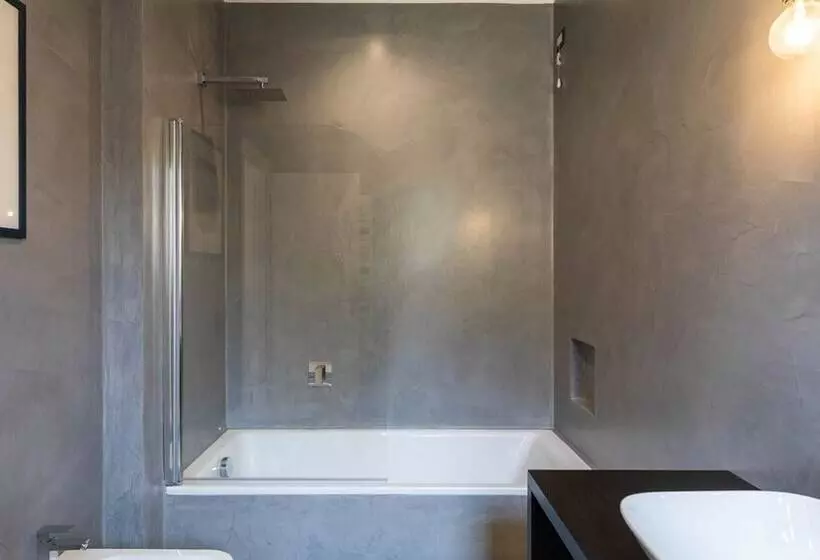 Luxury Apartment In Modern Villa Unit 1