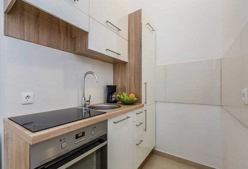 ペンション Apartments Villa Kim