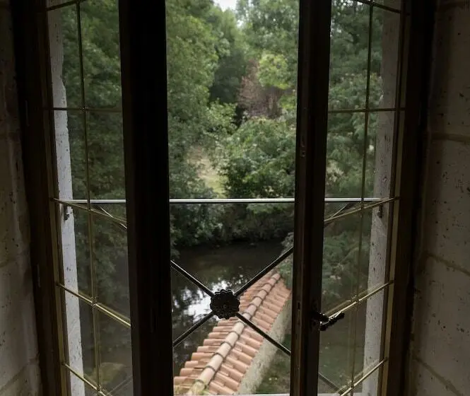 ペンション Moulin Du Fontcourt