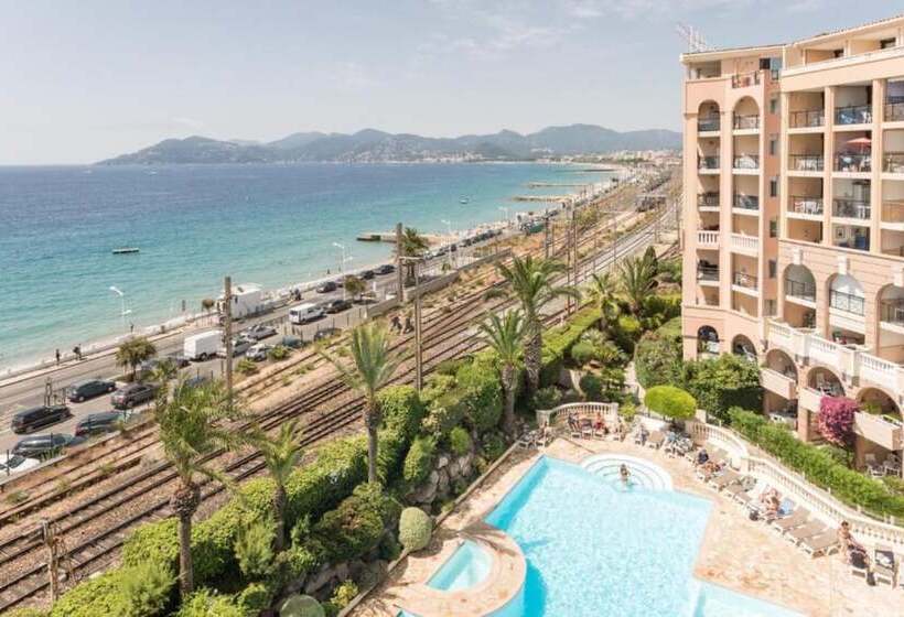 Residence La Palme D Azur Cannes