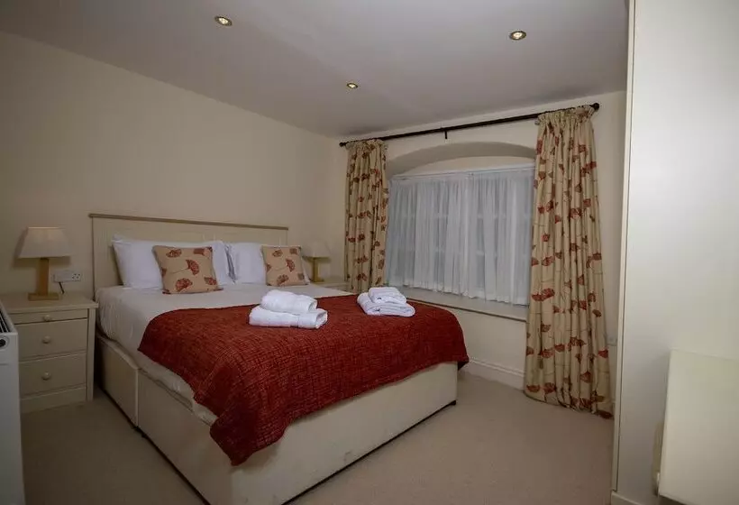 Shieling Cottage At Lovelady Shield