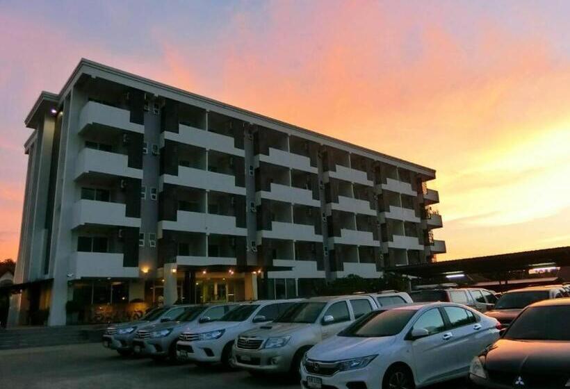 Hotel Home Place Lopburi
