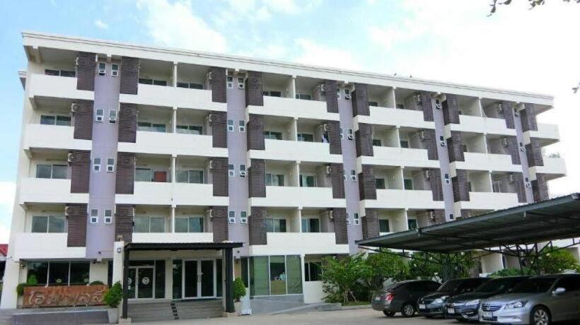 Hotel Home Place Lopburi