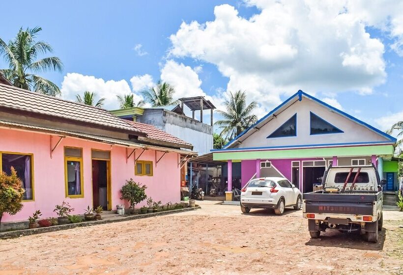 בית מלון כפרי Penginapan Widodo By Oyo