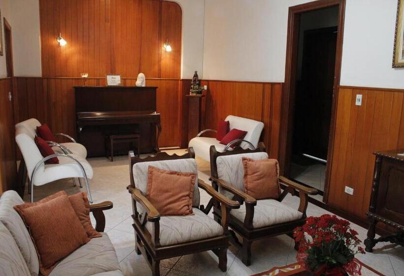 Aamiaismajoitus (B&B) Casa Sao Jose