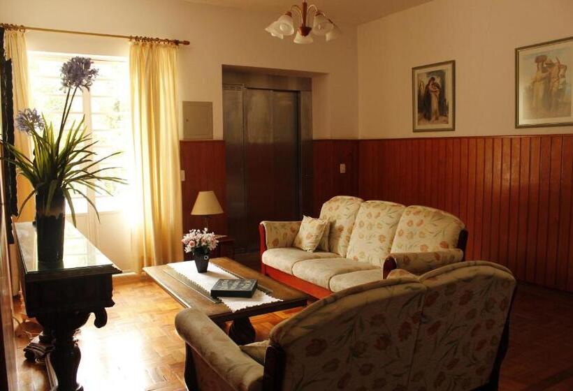 Aamiaismajoitus (B&B) Casa Sao Jose