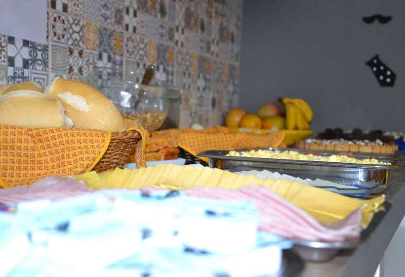 مسافرخانه Pousada Caminho Dos Sonhos