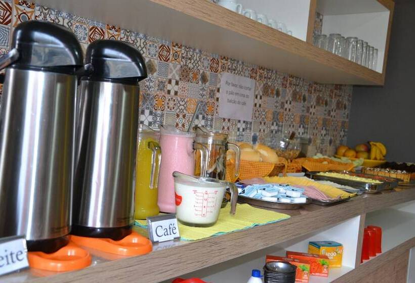 مسافرخانه Pousada Caminho Dos Sonhos