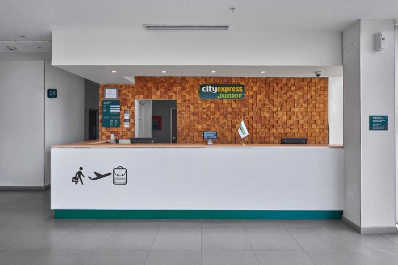 בית מלון כפרי City Express Junior By Marriott Aguascalientes Centro