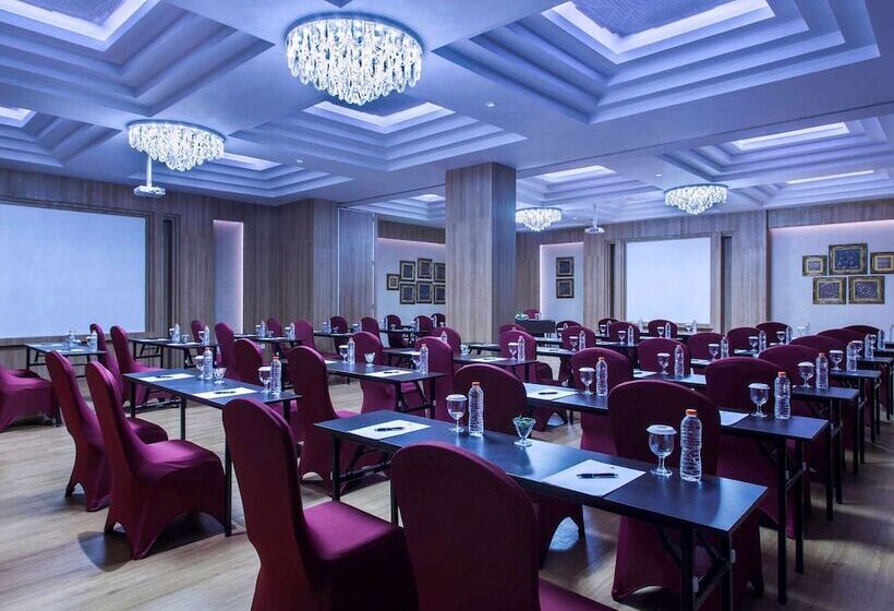 هتل Grand Mercure Yogyakarta Adi Sucipto