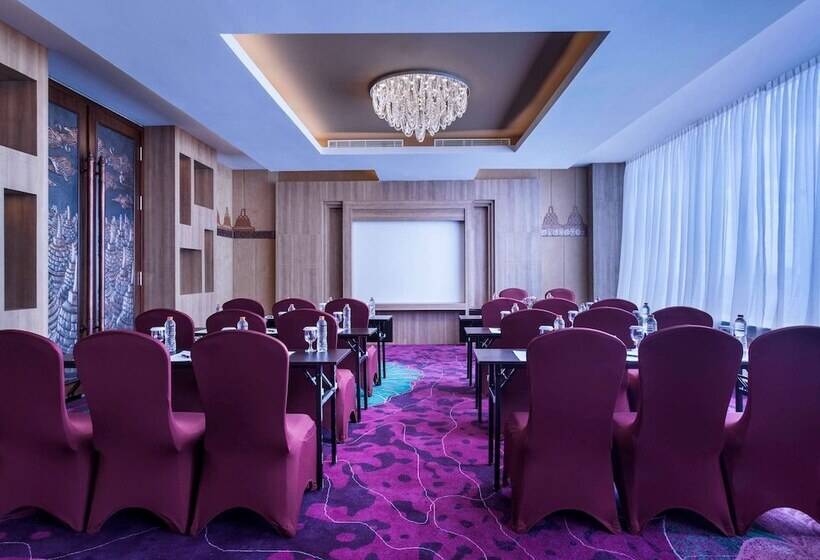 هتل Grand Mercure Yogyakarta Adi Sucipto