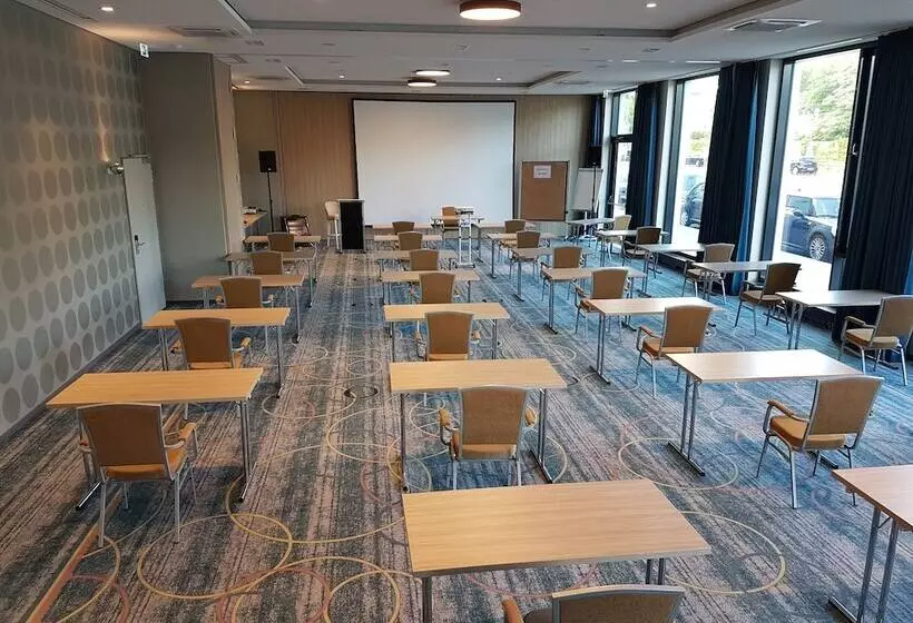 هتل Holiday Inn Düsseldorf City – Toulouser Allee, An Ihg
