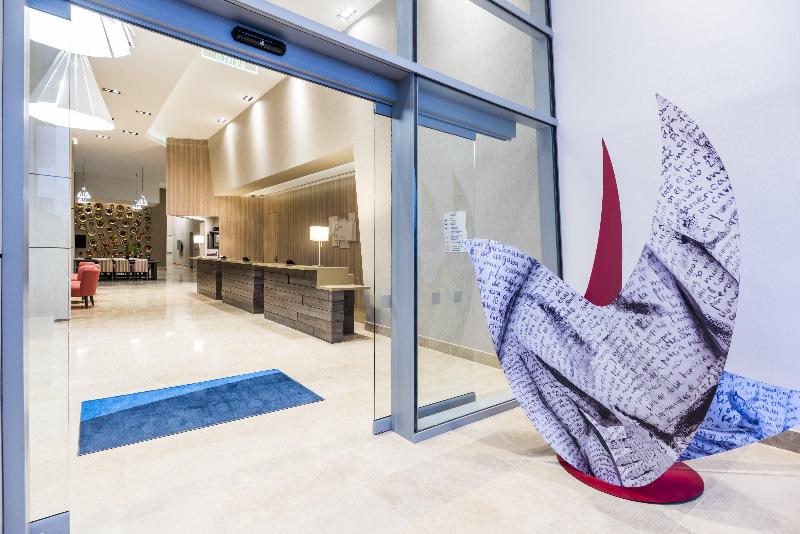 هتل Holiday Inn Express Barranquilla Buenavista, An Ihg