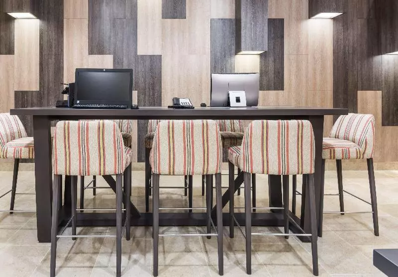 ホテル Holiday Inn Express Barranquilla Buenavista, An Ihg