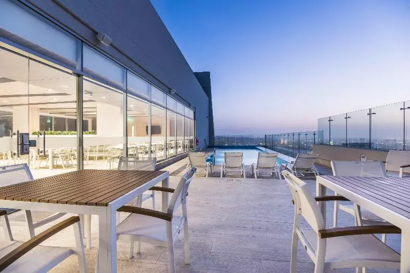 ホテル Holiday Inn Express Barranquilla Buenavista, An Ihg