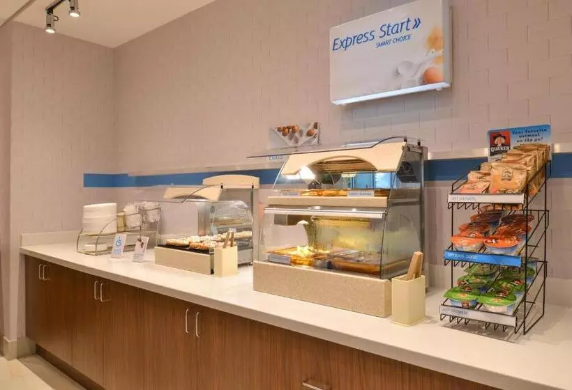 Hotelli Holiday Inn Express & Suites Omaha Airport, An Ihg