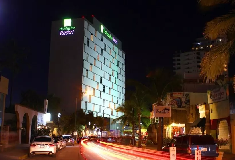هتل Holiday Inn Resort Mazatlan By Ihg