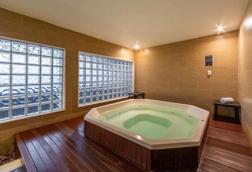 هتل Laghetto Stilo Barra