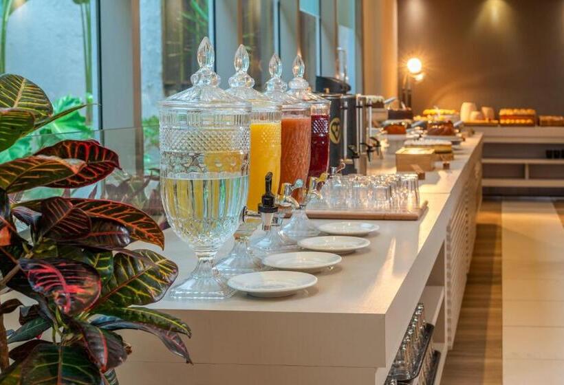 هتل Laghetto Stilo Barra