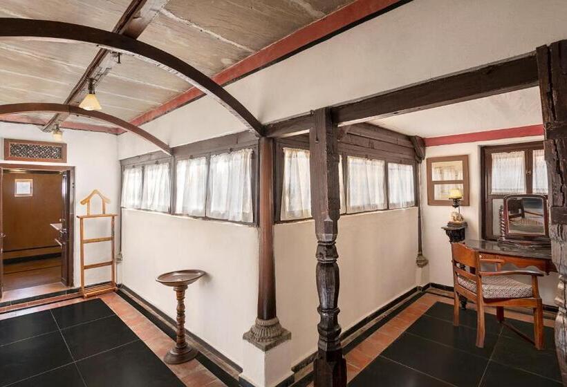 ホテル Neemrana Fortpalace