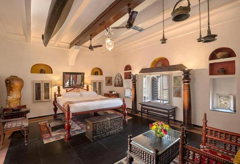 ホテル Neemrana Fortpalace