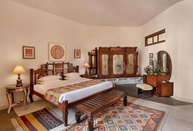 ホテル Neemrana Fortpalace