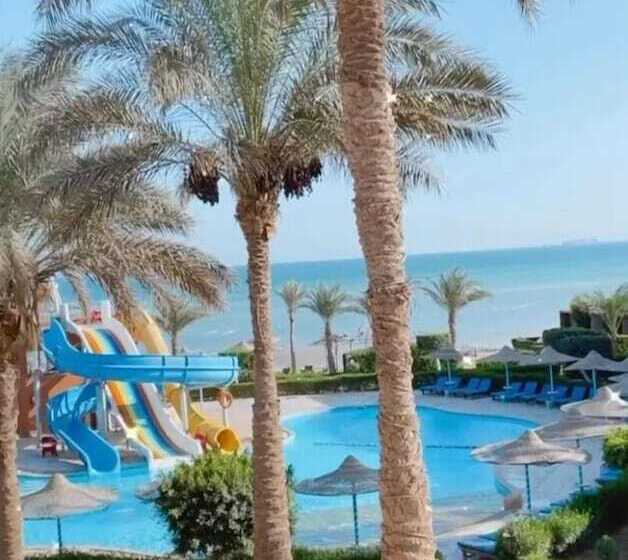 هتل Retal View Resort El Sokhna Aqua Park