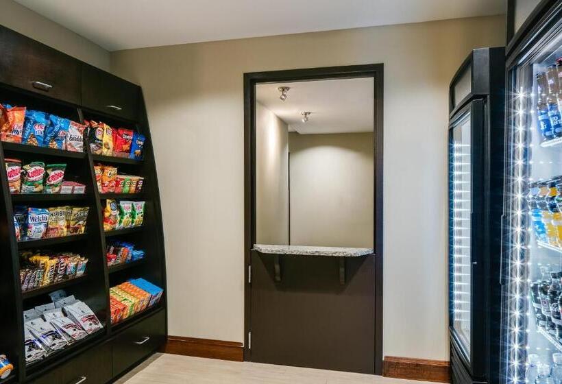 Szálloda Staybridge Suites Des Moines Downtown, An Ihg