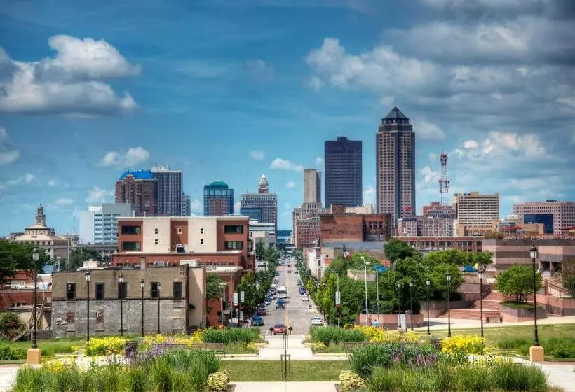 ホテル Staybridge Suites Des Moines Downtown, An Ihg