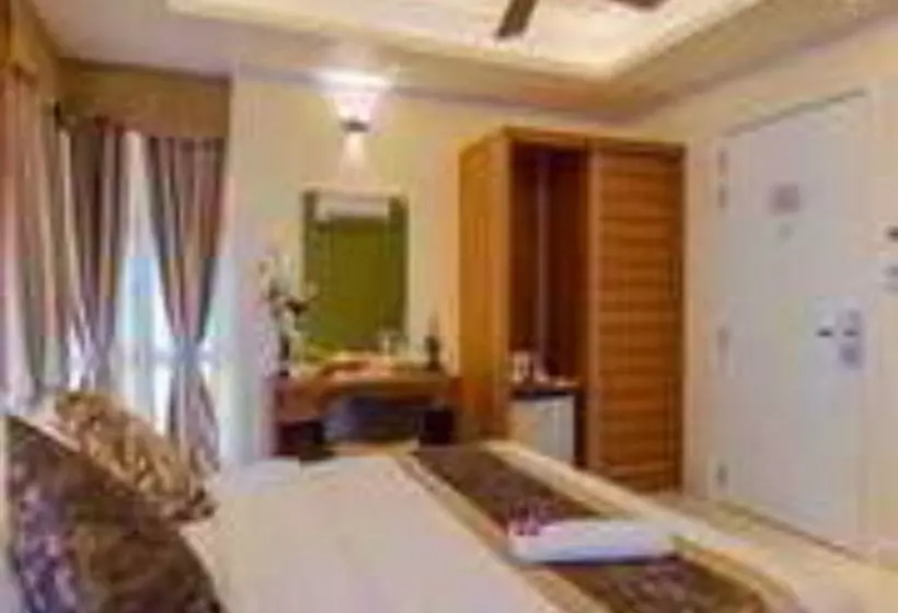 هتل The Sand Gate Inn