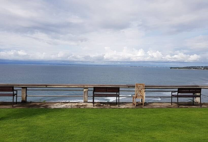 هتل Uluwatu Cottages