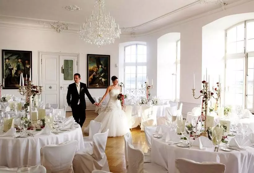 Lomakeskus Schloss Engers