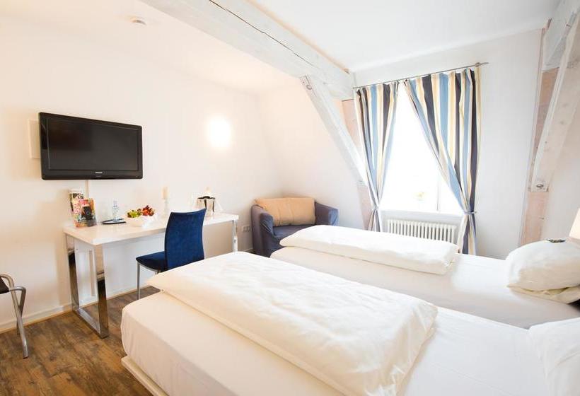 منتجع Schloss Engers